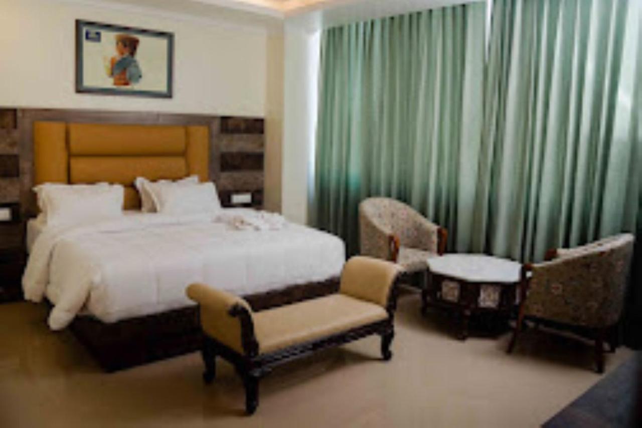 Hotel Grand Lotus Dimāpur Екстериор снимка